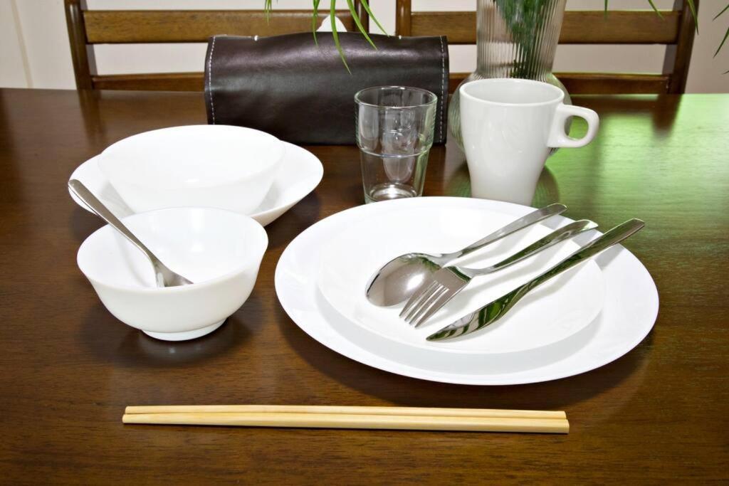 梅屋敷貸家 Apartment